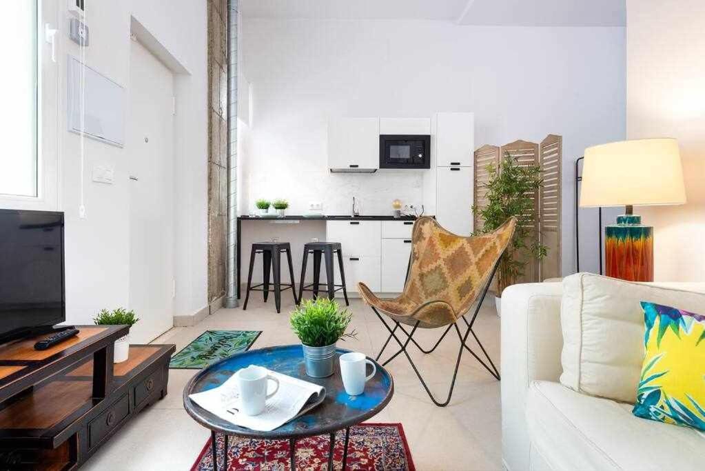 Monkeys Apartments Pinoloft Nuevo Torneo Seville Exterior photo
