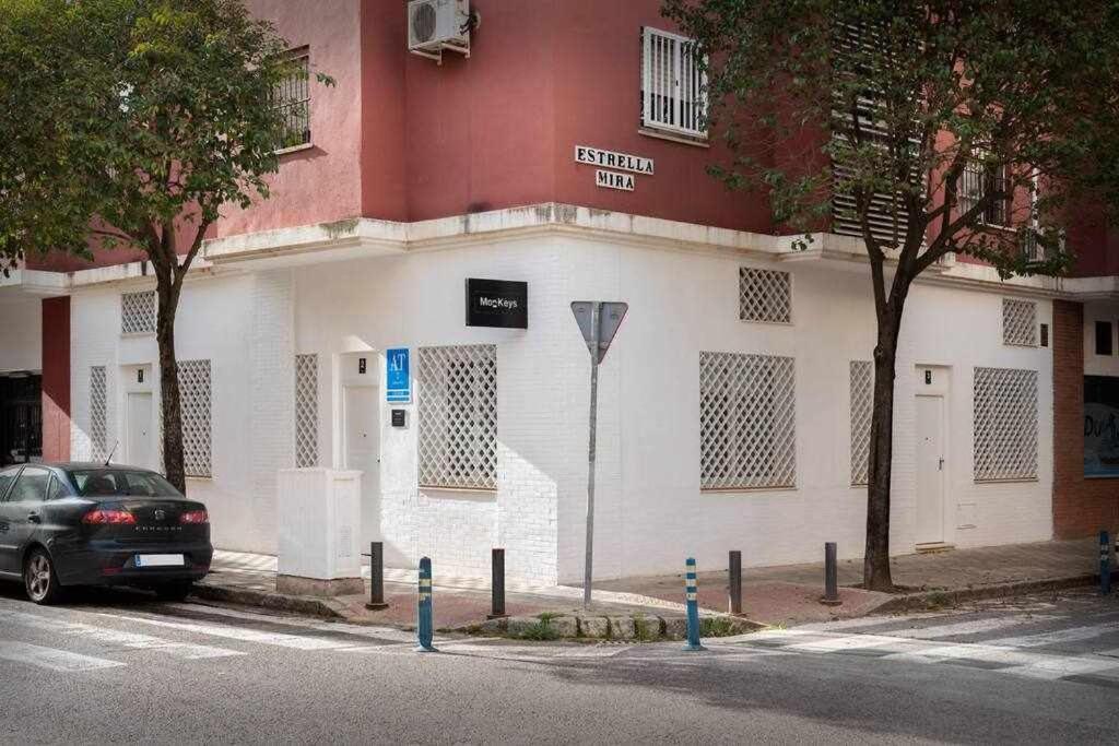 Monkeys Apartments Pinoloft Nuevo Torneo Seville Exterior photo